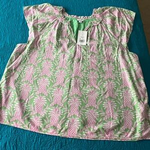 Crown & Ivy Pink and Green Pineapple Top